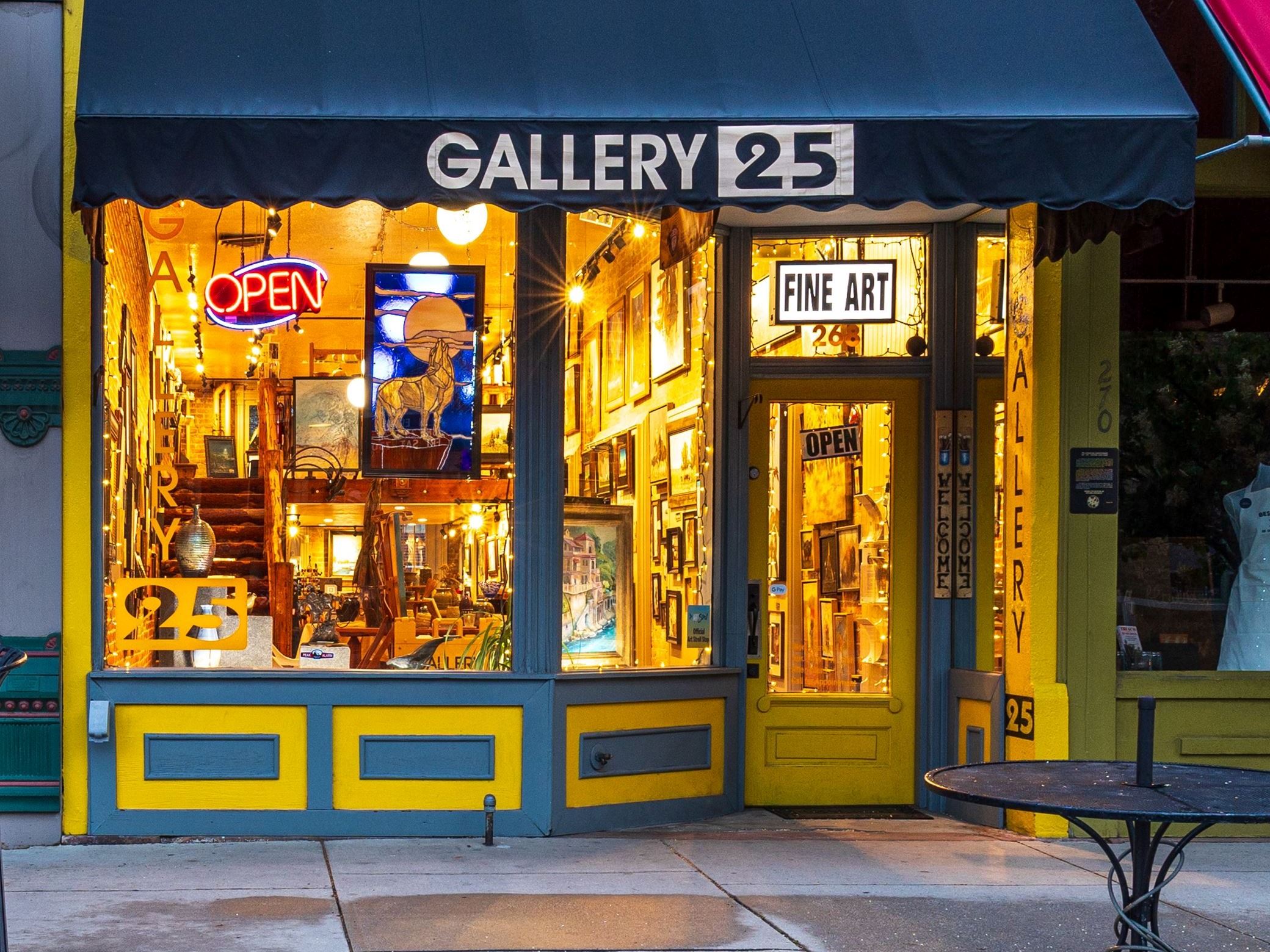 Gallery 25